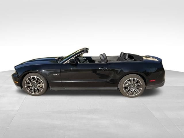 Used 2012 Ford Mustang GT Premium w/ Security Pkg RWD image 18