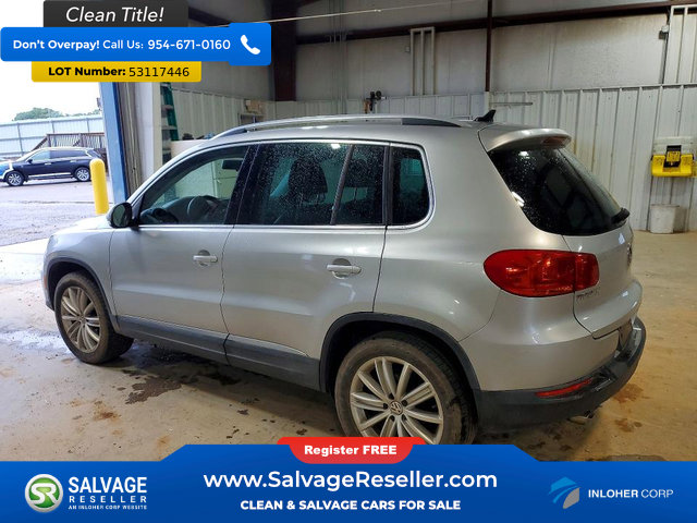 Used 2013 Volkswagen Tiguan SE FWD image 3
