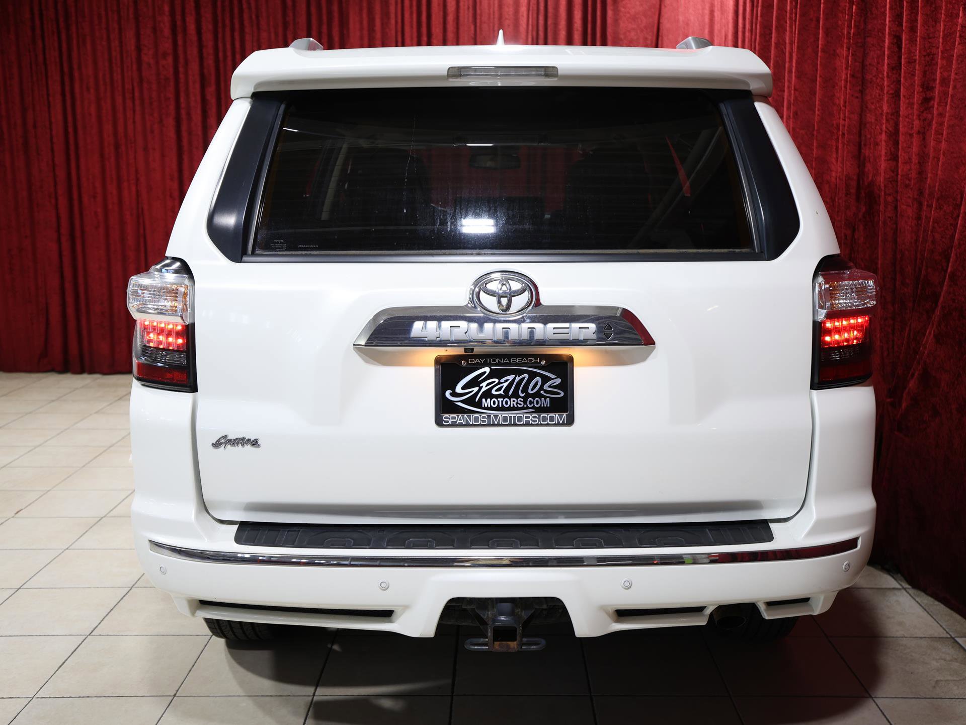 Used 2016 Toyota 4Runner Limited AWD/4WD image 10