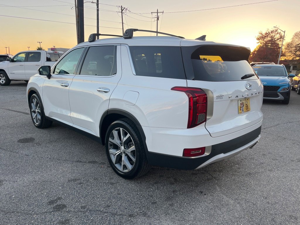 Used 2021 Hyundai Palisade SEL w/ Premium Package image 2