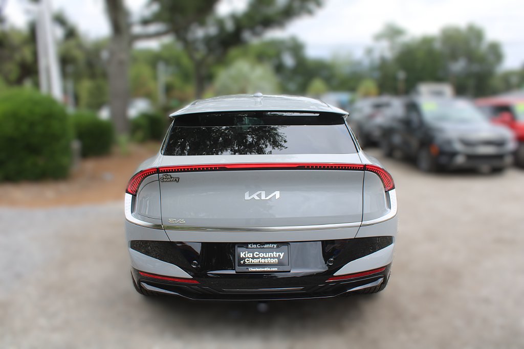 New 2026 Kia EV6 Wind RWD image 8