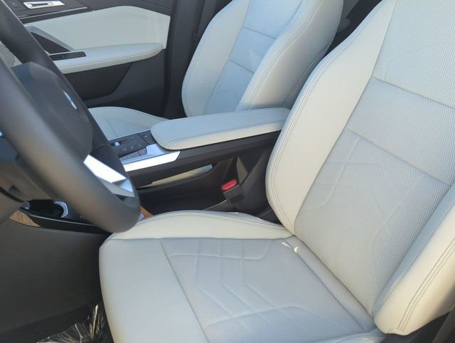Used 2026 BMW X1 xDrive28i w/ Convenience Package image 17