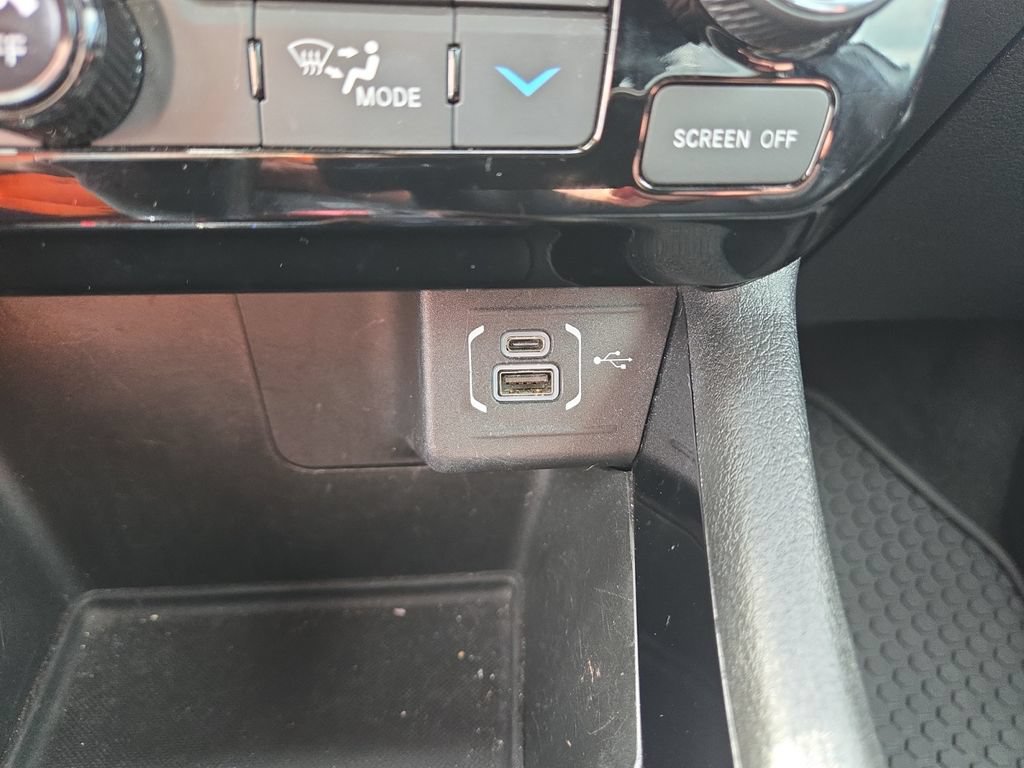 Used 2025 Jeep Compass Trailhawk AWD/4WD image 26