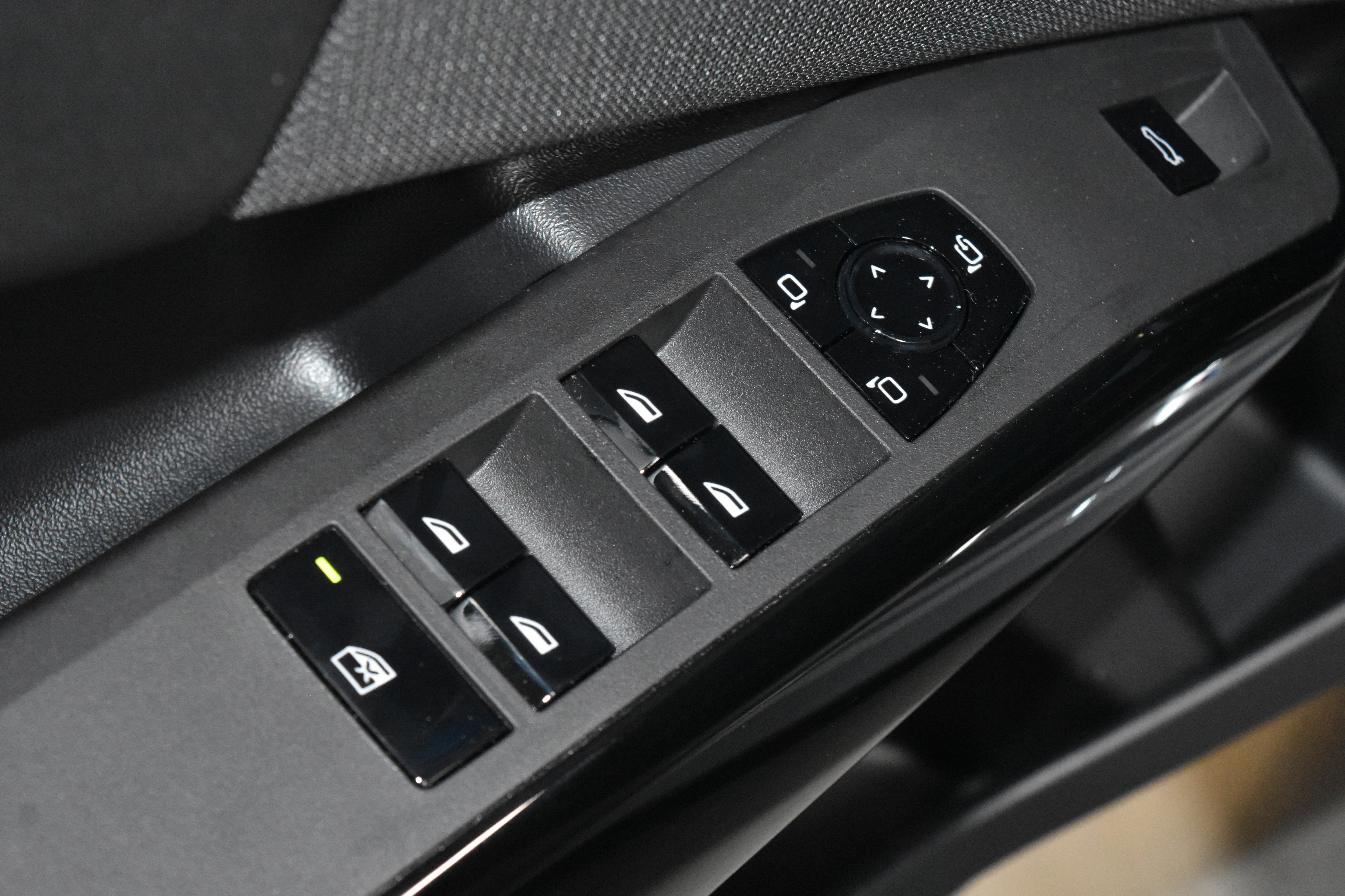 New 2026 BMW X3 M50 w/ Premium Package AWD/4WD image 5