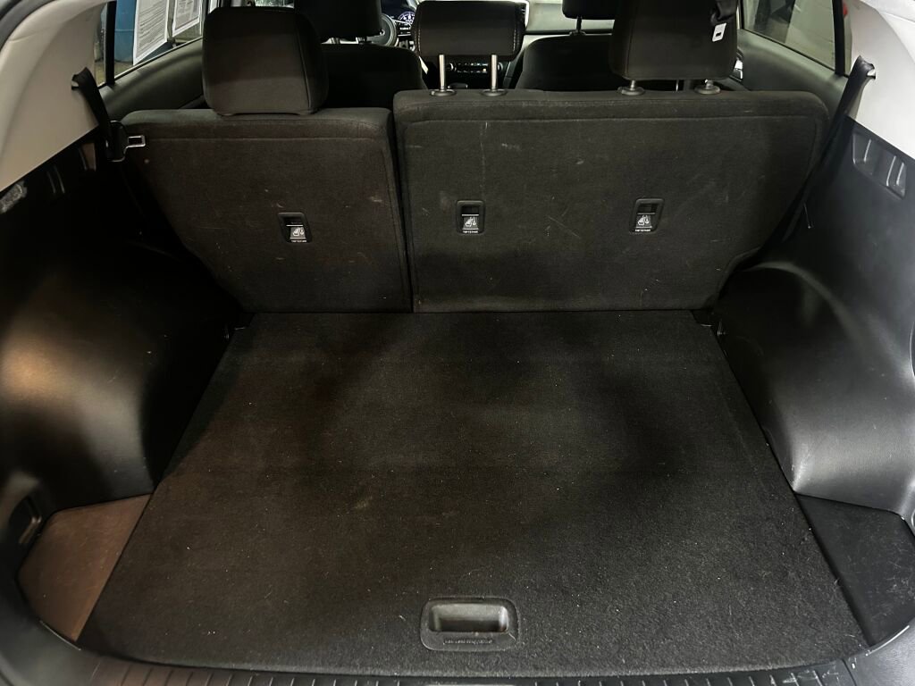 Used 2020 Kia Sportage LX w/ LX Popular Package image 21