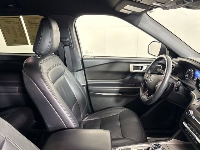 Used 2020 Ford Explorer XLT RWD image 34