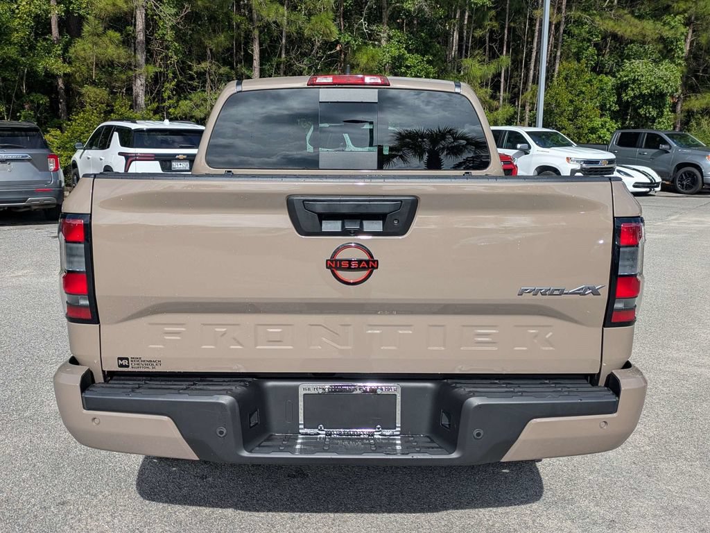 Used 2023 Nissan Frontier PRO-4X w/ Pro-4X Premium Package AWD/4WD image 5