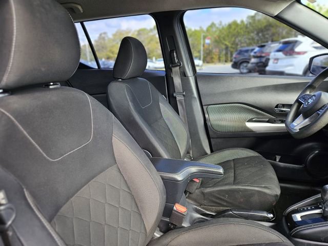 Used 2020 Nissan Kicks SV image 14