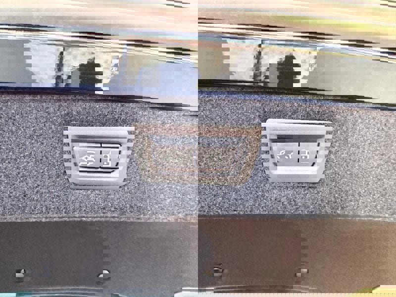 Used 2020 BMW M8 Coupe 2D w/ M Carbon Exterior Package image 31