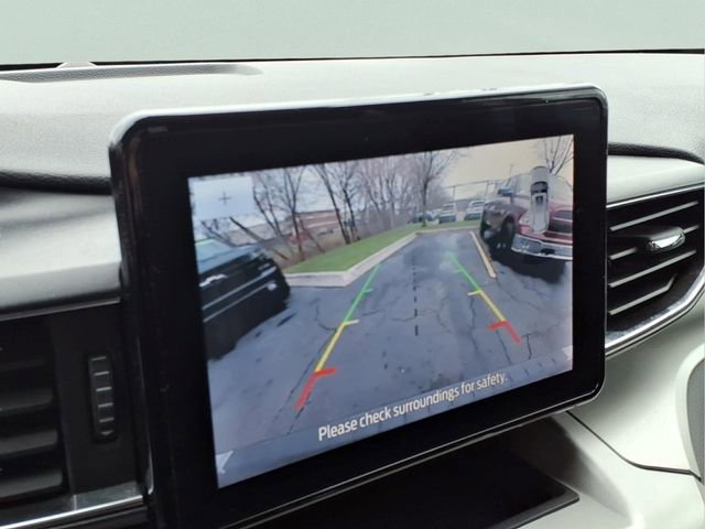 Used 2021 Ford Explorer XLT w/ Equipment Group 202A image 21