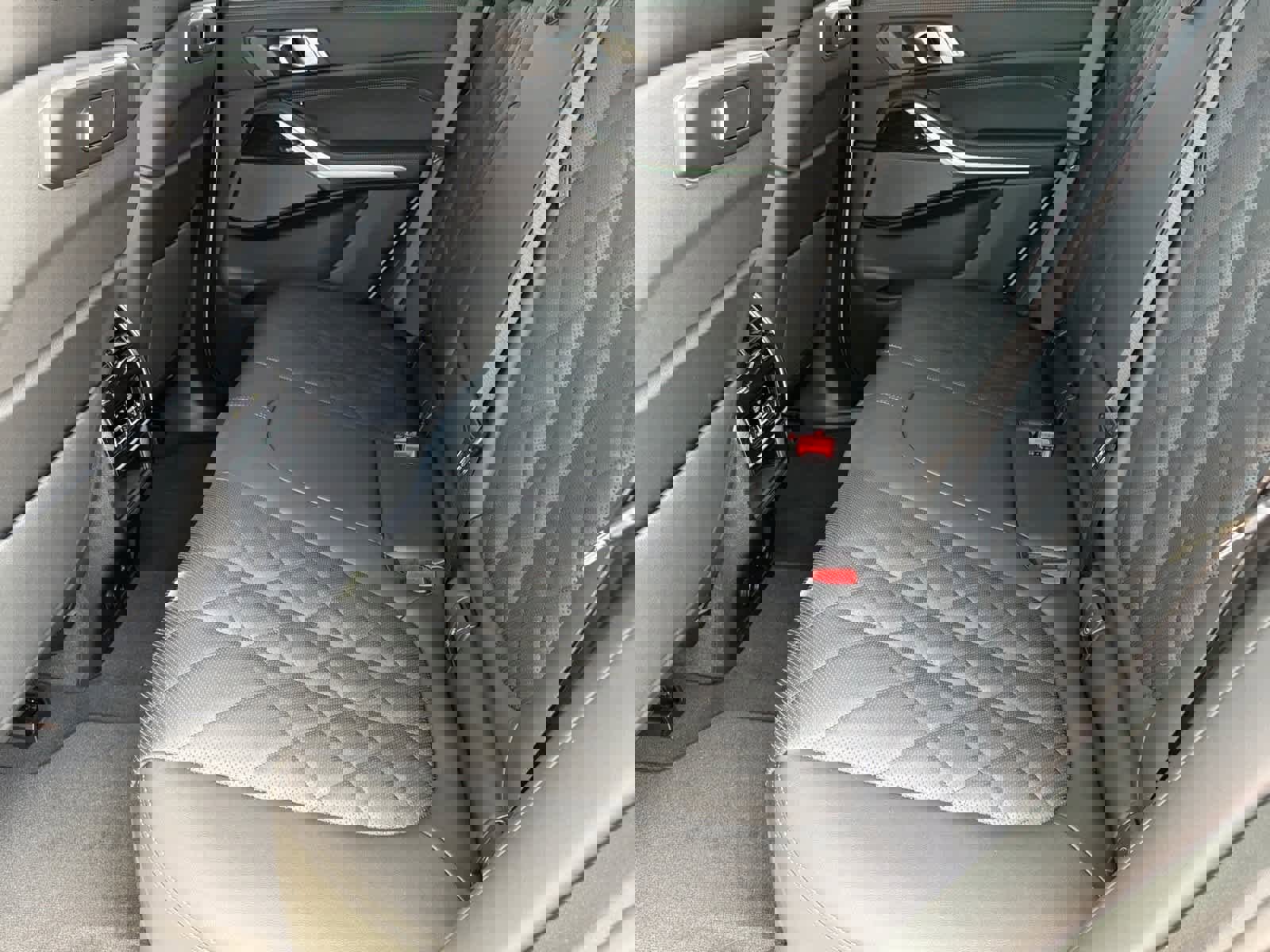 New 2026 BMW X5 xDrive40i w/ M Sport Package image 32