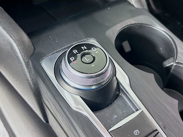 Certified 2022 Ford Escape SE w/ SE Sport Appearance Package image 16