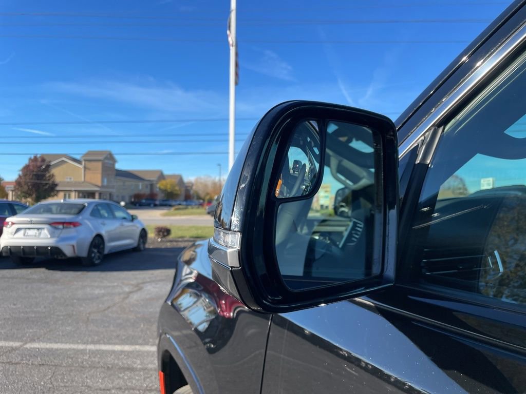 New 2024 Jeep Wagoneer L Series III w/ Premium Group I image 15