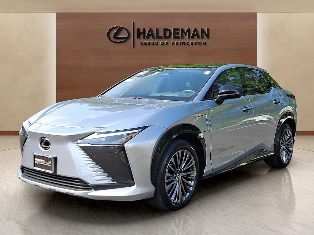 Used 2023 Lexus RZ 450e Premium w/ Accessory Package (Z1) AWD/4WD image 3