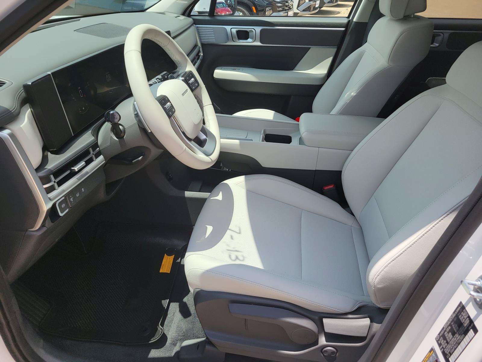 New 2026 Hyundai Santa Fe SE FWD image 15