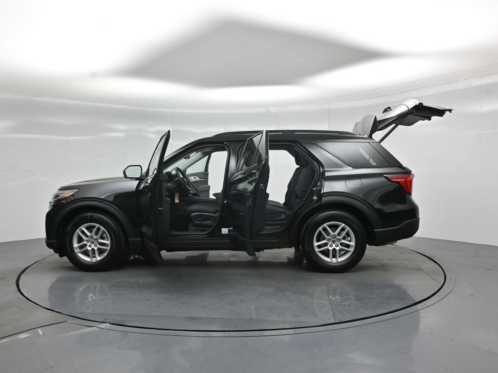 New 2026 Ford Explorer Active RWD image 35