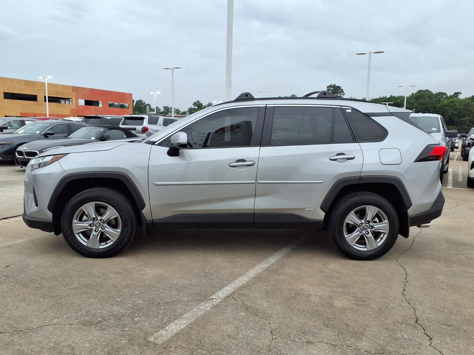 Certified 2023 Toyota RAV4 XLE w/ Convenience Package AWD/4WD image 9