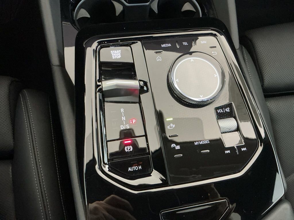 Certified 2024 BMW 530i w/ M Sport Package image 14