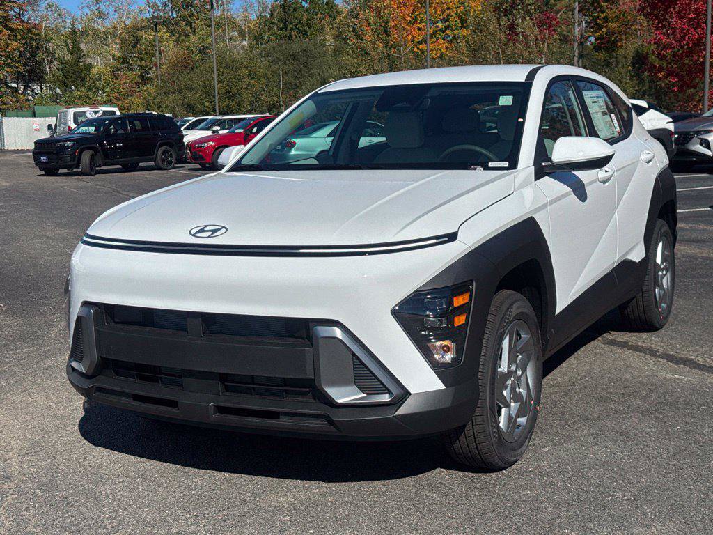 New 2027 Hyundai Kona SE AWD/4WD image 1