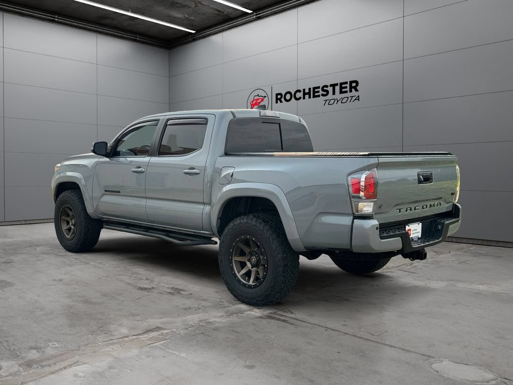 Certified 2020 Toyota Tacoma TRD Sport w/ TRD Premium Sport Package AWD/4WD image 3