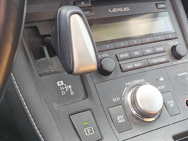 Used 2017 Lexus CT 200h w/ Seat Comfort Package image 12