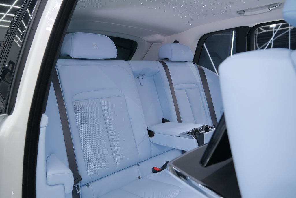 Used 2026 Rolls-Royce Cullinan AWD/4WD image 42