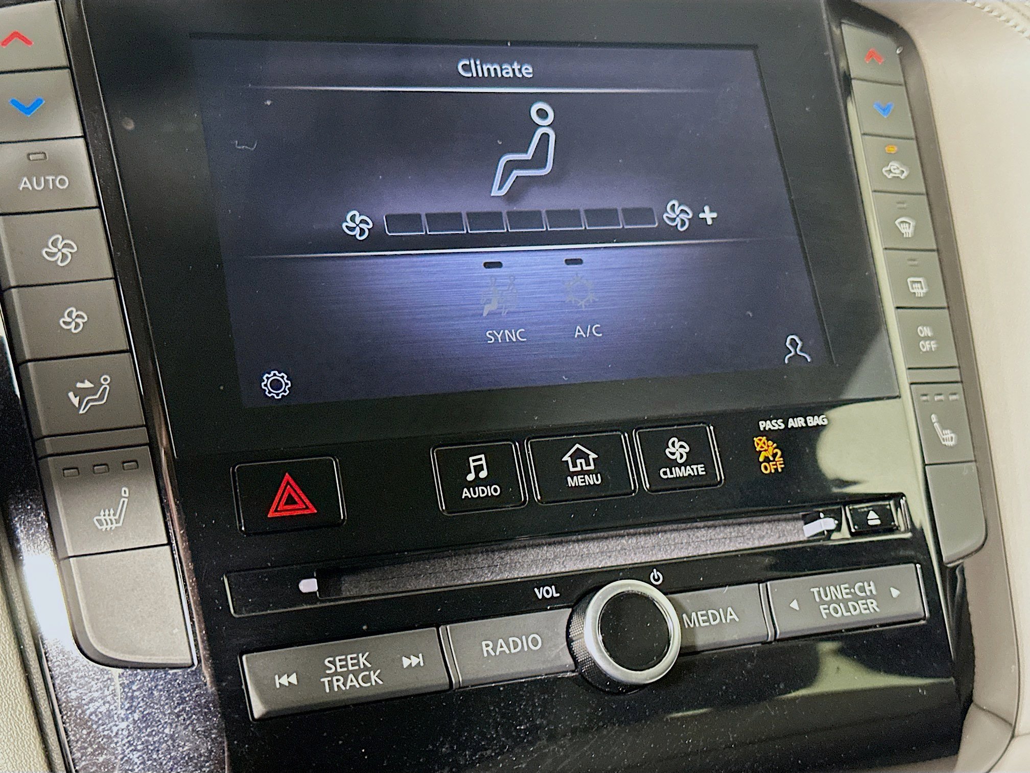 Used 2023 INFINITI QX50 Luxe FWD image 23