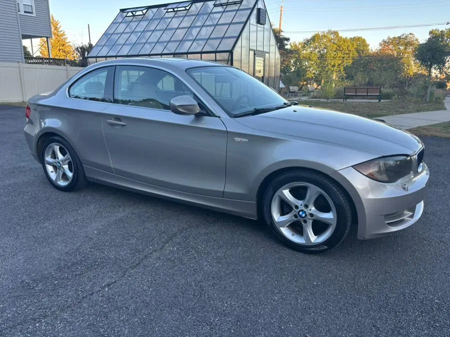 Used 2010 BMW 128i Coupe image 12