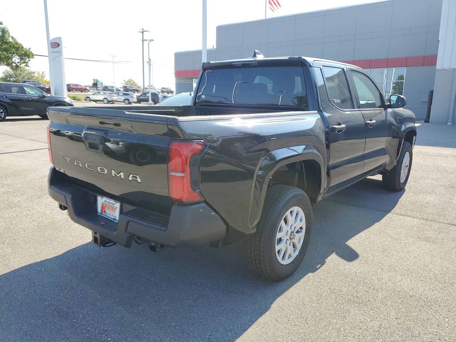 Certified 2026 Toyota Tacoma SR AWD/4WD image 4