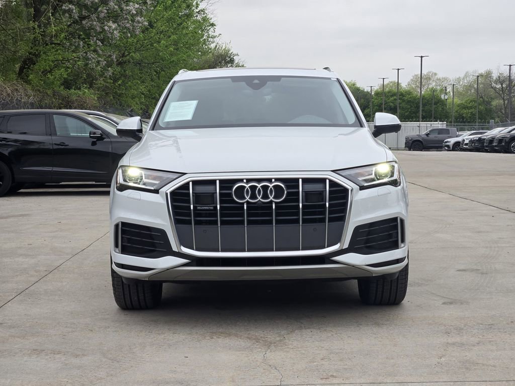 Certified 2023 Audi Q7 2.0T Premium w/ Convenience Package image 4