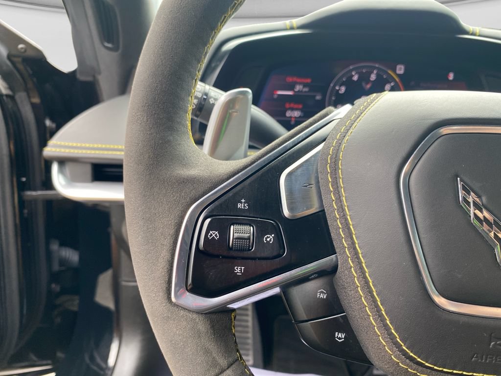 Certified 2022 Chevrolet Corvette Stingray Premium Conv w/ Z51 Performance Package RWD image 28