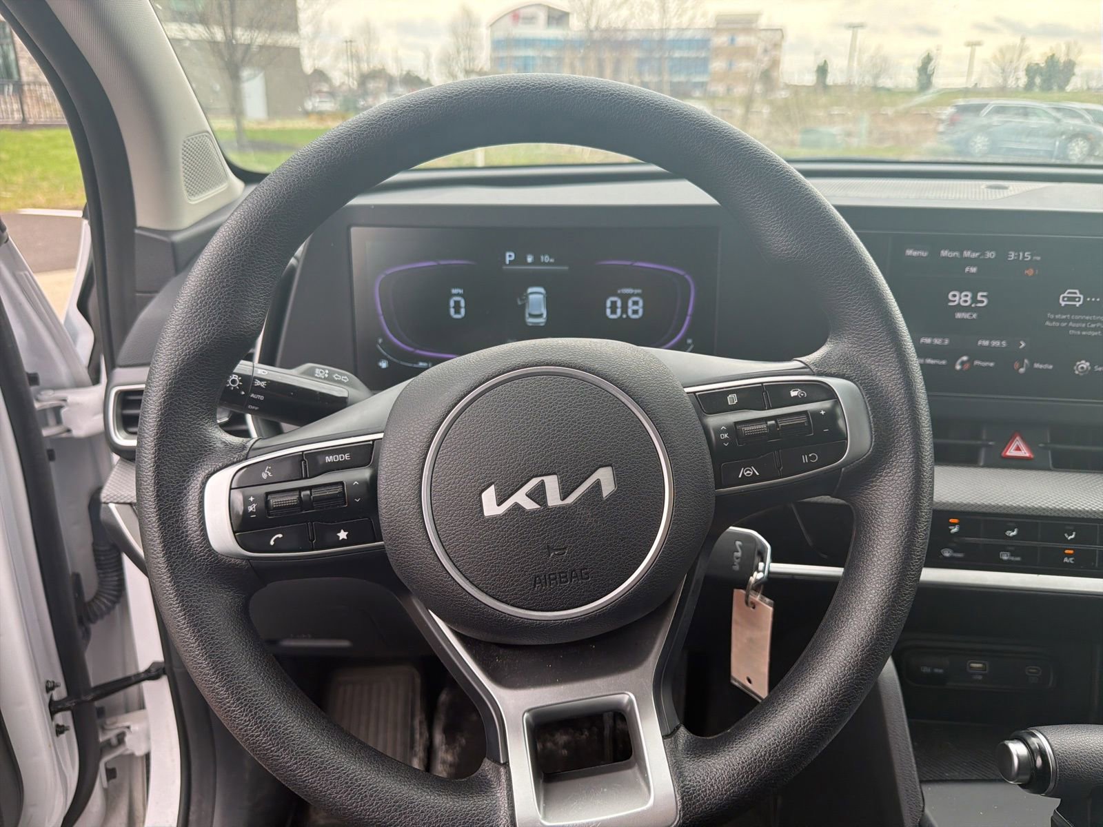 Used 2025 Kia Sportage LX image 12