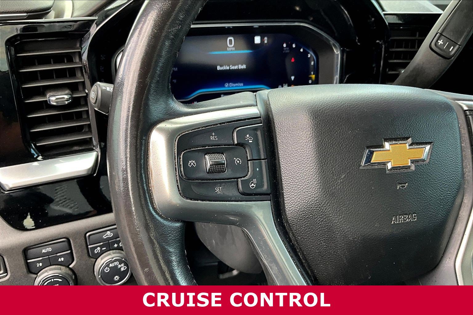 Used 2022 Chevrolet Silverado 1500 LT AWD/4WD image 11