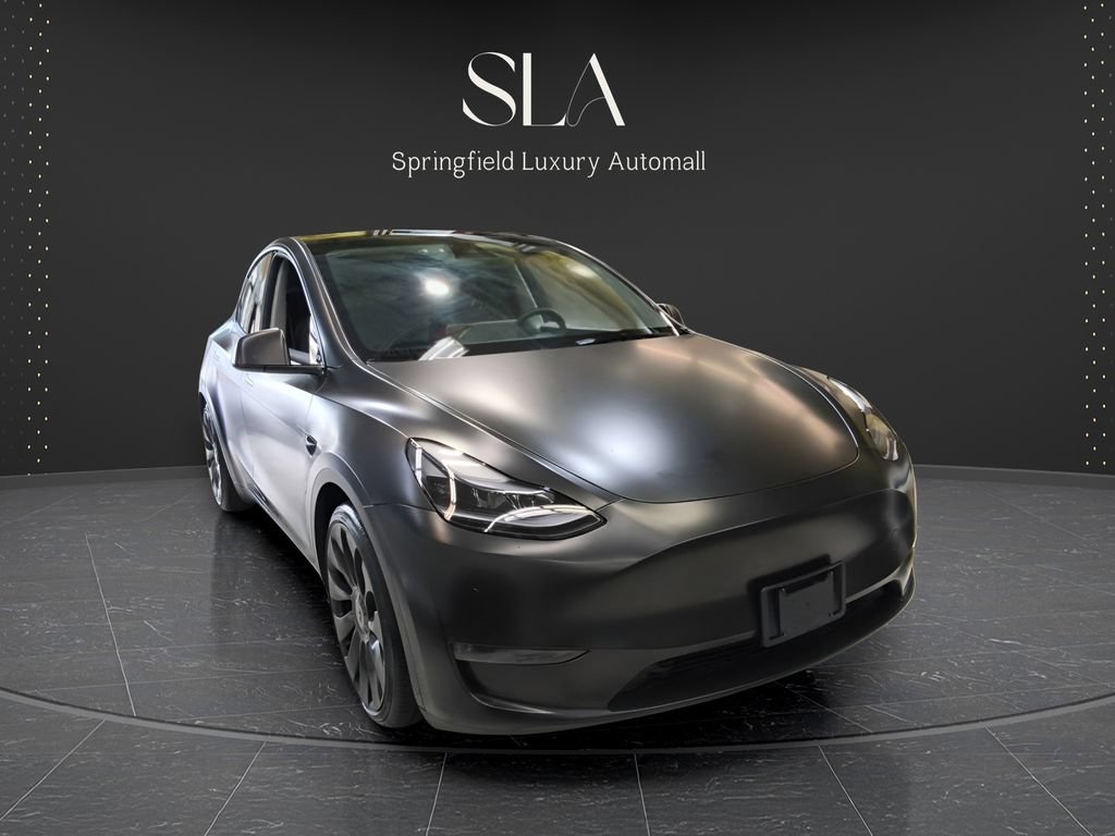 Used 2025 Tesla Model Y Performance AWD/4WD image 1