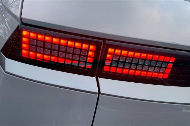 Certified 2024 Hyundai Ioniq 5 SE image 29