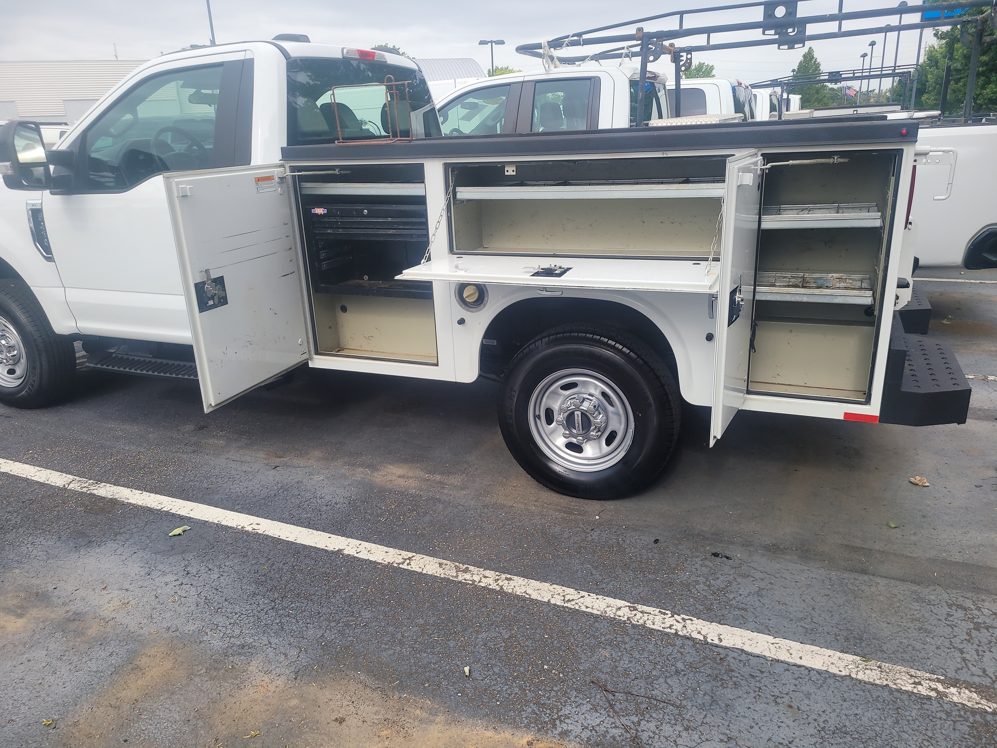 Used 2022 Ford F250 XL w/ Power Equipment Group AWD/4WD image 10