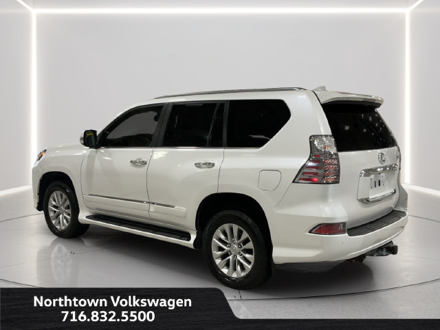 Used 2018 Lexus GX 460 Premium AWD/4WD image 3