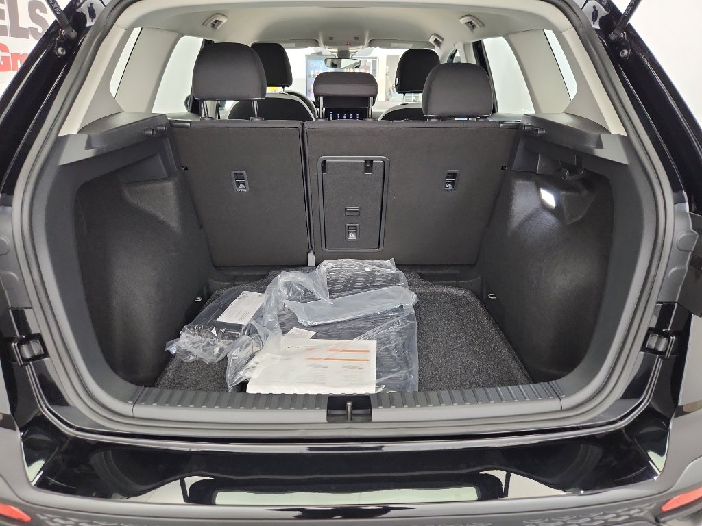 New 2026 Volkswagen Taos S image 28