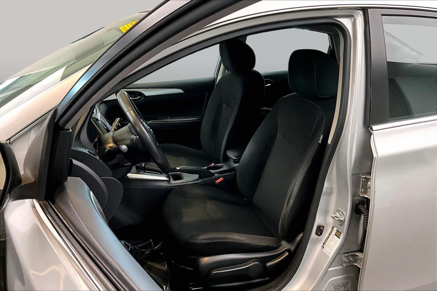 Used 2019 Nissan Sentra S FWD image 7