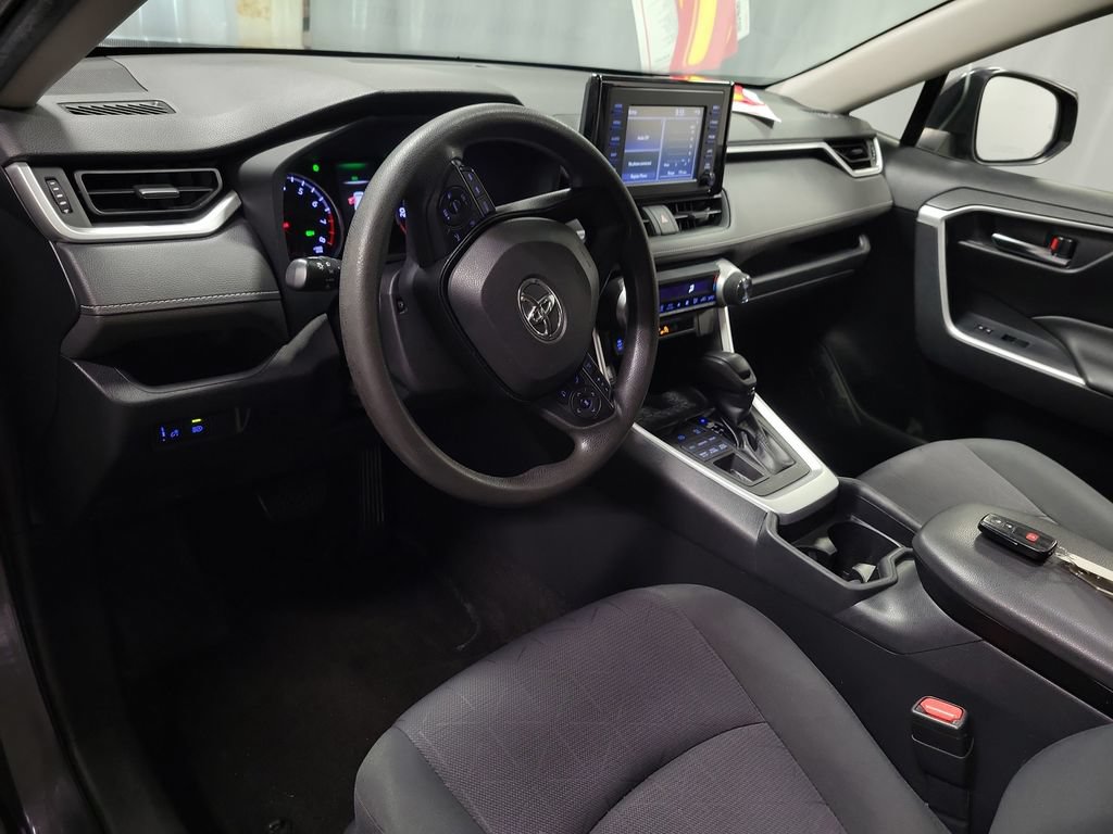 Used 2019 Toyota RAV4 XLE AWD/4WD image 13