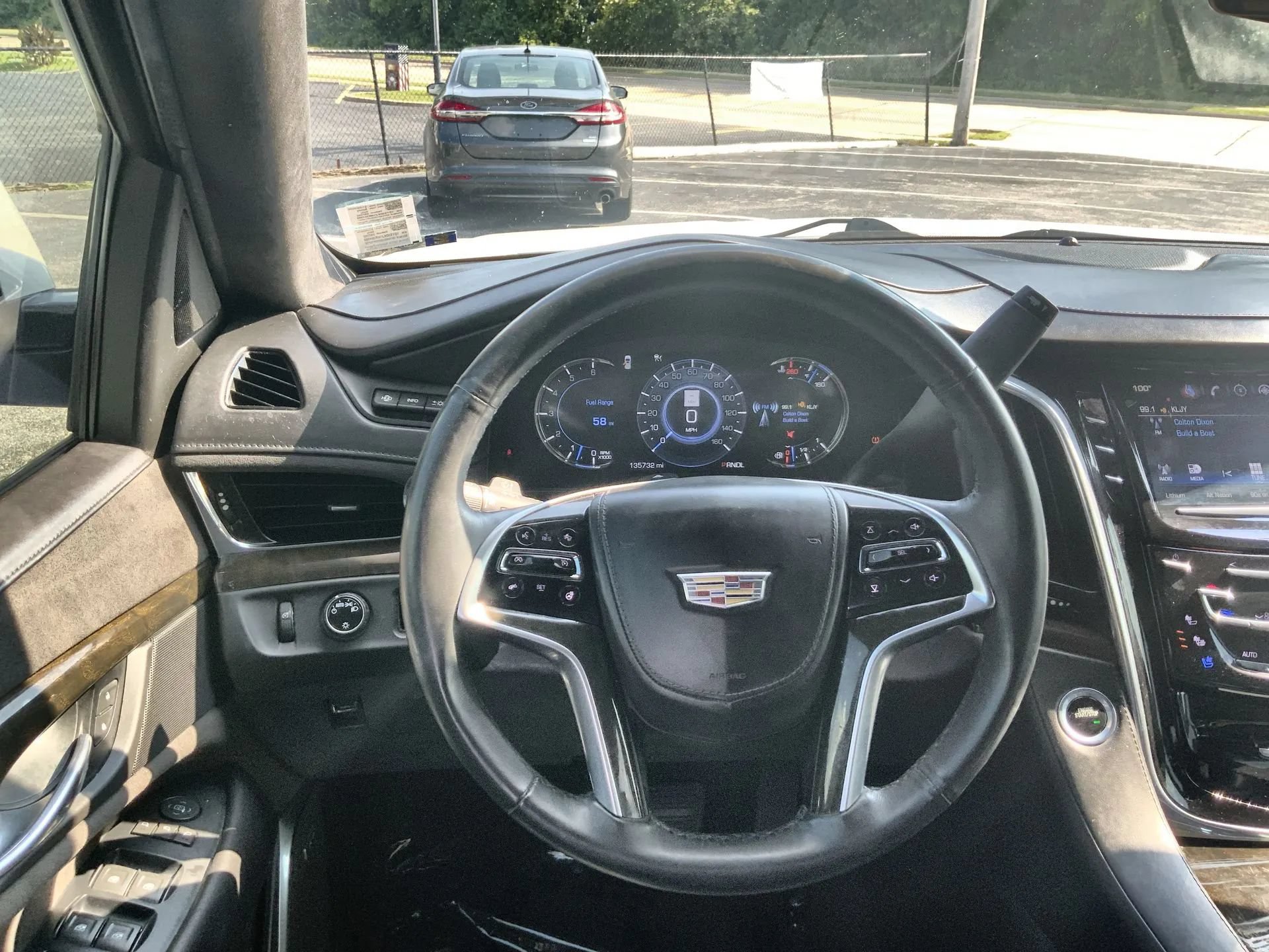 Used 2017 Cadillac Escalade Platinum RWD image 11