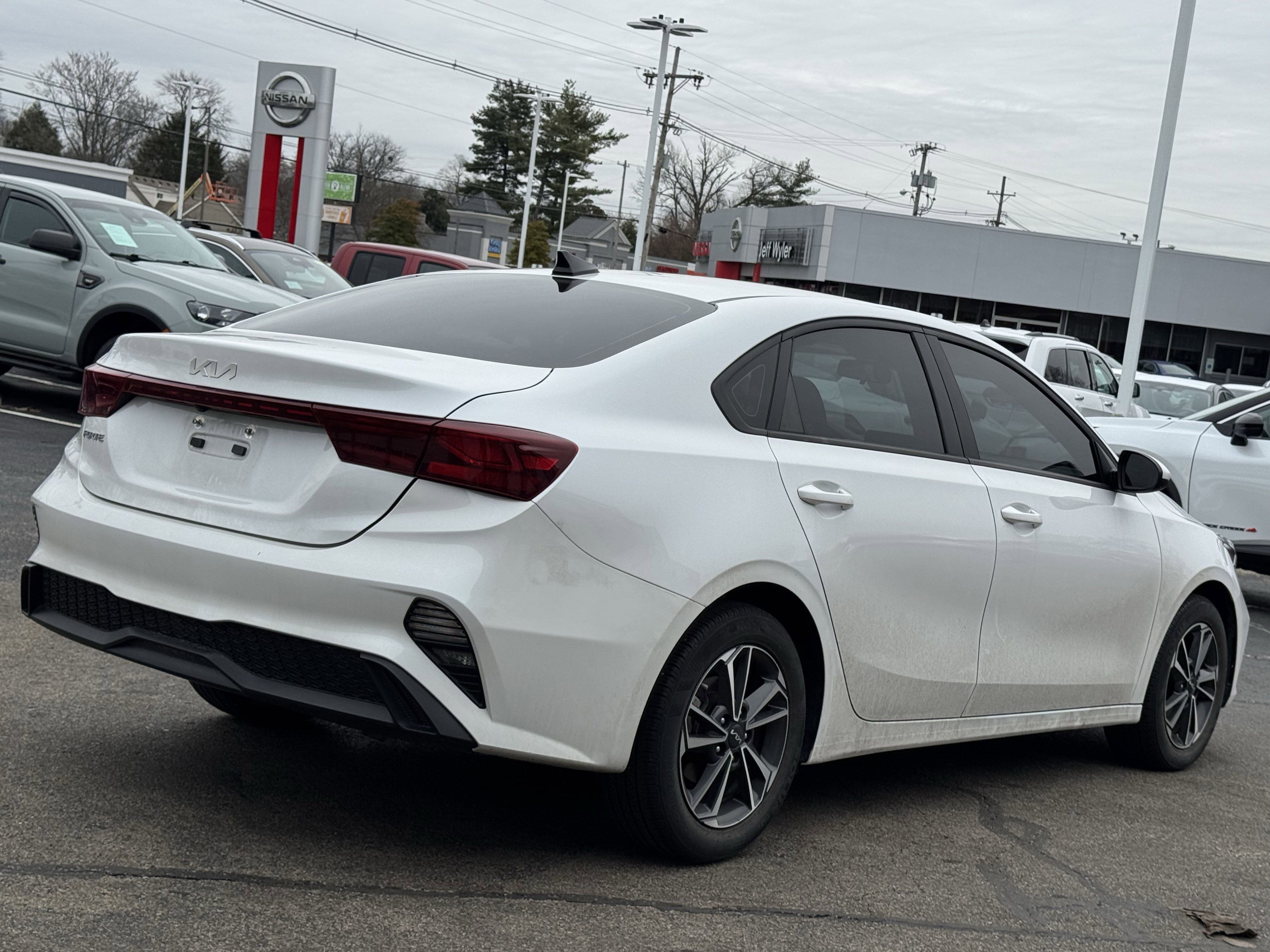 Used 2024 Kia Forte LXS image 16