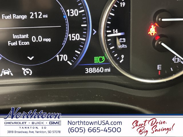 Used 2024 Buick Enclave Premium AWD/4WD image 17