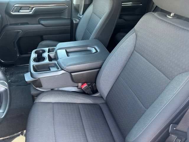 Certified 2023 Chevrolet Silverado 1500 RST w/ Redline Edition AWD/4WD image 6