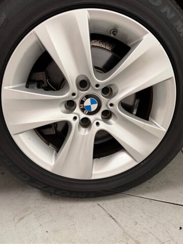 Used 2013 BMW 528i Sedan RWD image 32