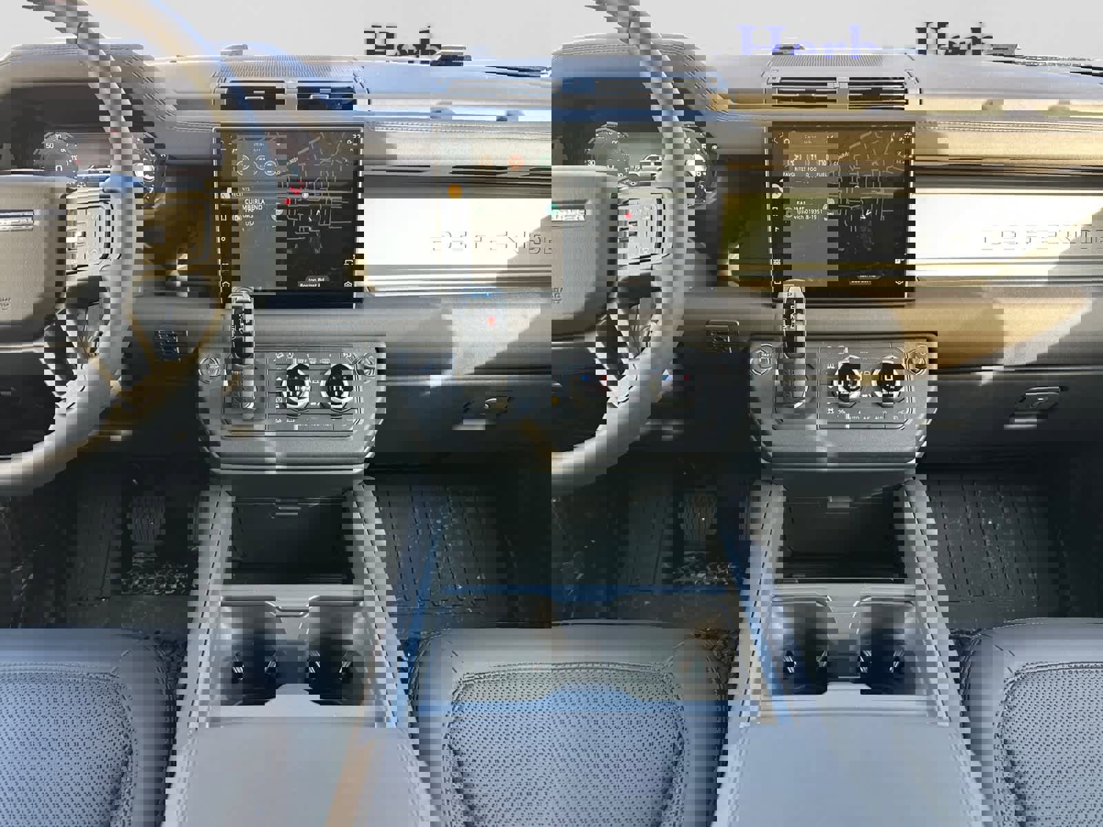 Used 2025 Land Rover Defender 110 S image 16