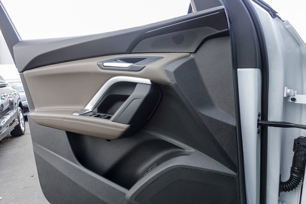 New 2025 Audi Q5 Premium image 13