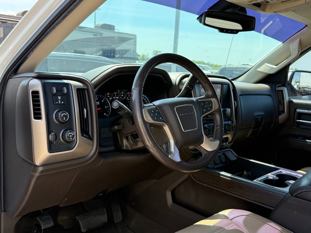 Used 2018 GMC Sierra 1500 Denali w/ Denali Ultimate Package image 4