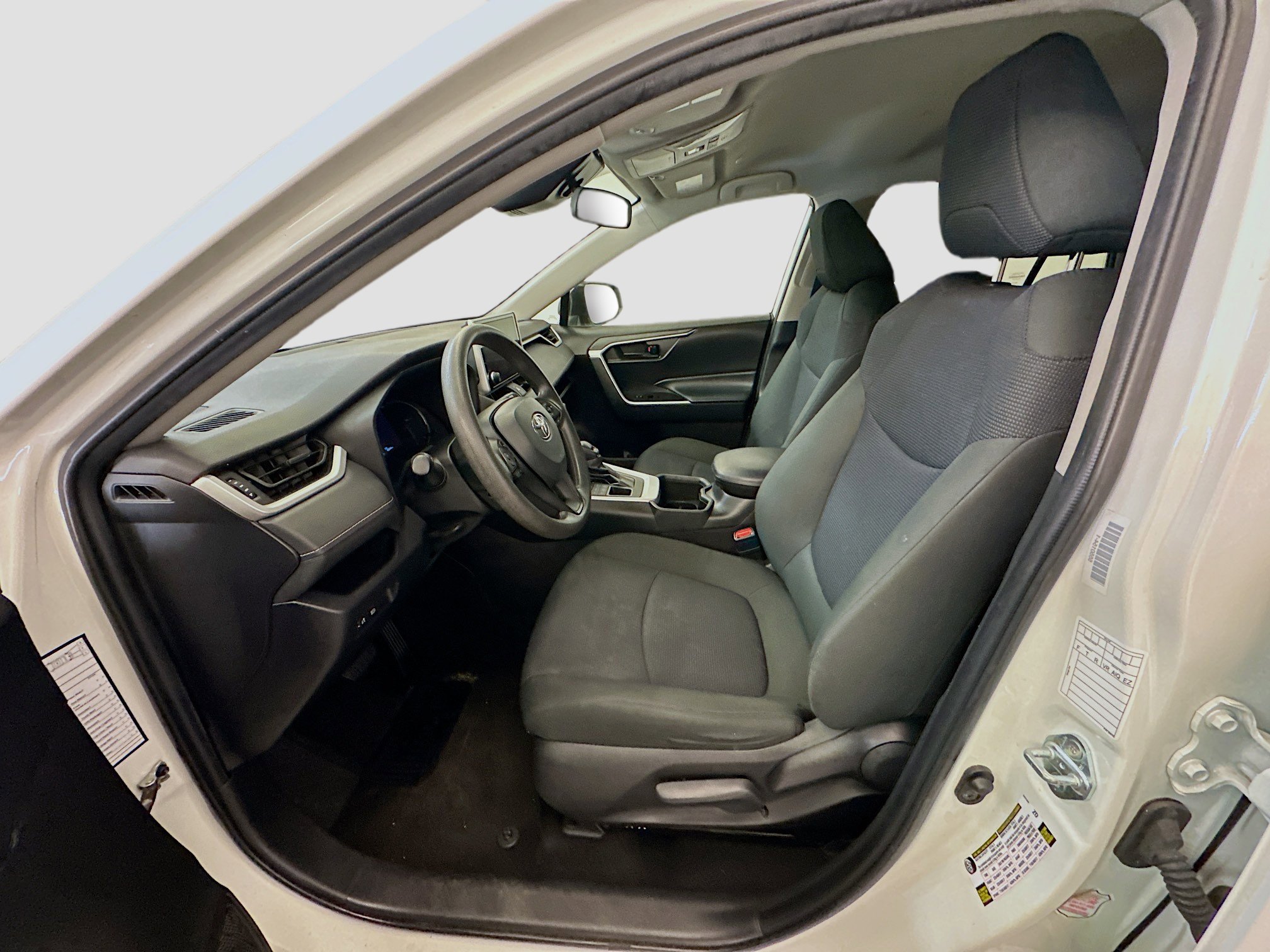 Used 2024 Toyota RAV4 LE image 13