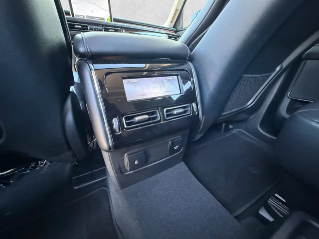 Used 2021 Lincoln Aviator Reserve RWD image 19